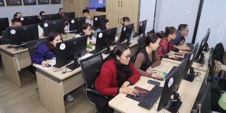 “ХУДАЛДАН АВАХ АЖИЛЛАГААНЫ МЭРГЭШСЭН АЖИЛТНЫ ГЭРЧИЛГЭЭ ОЛГОХ” ШАЛГАЛТ ЗОХИОН БАЙГУУЛЛАА.